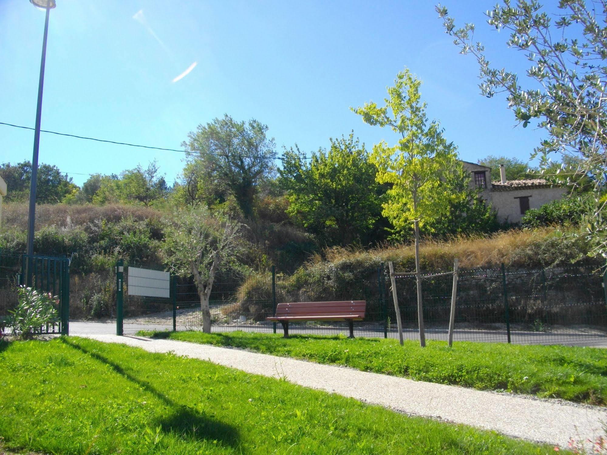 Garden & City Mont-Ventoux Malaucène المظهر الخارجي الصورة